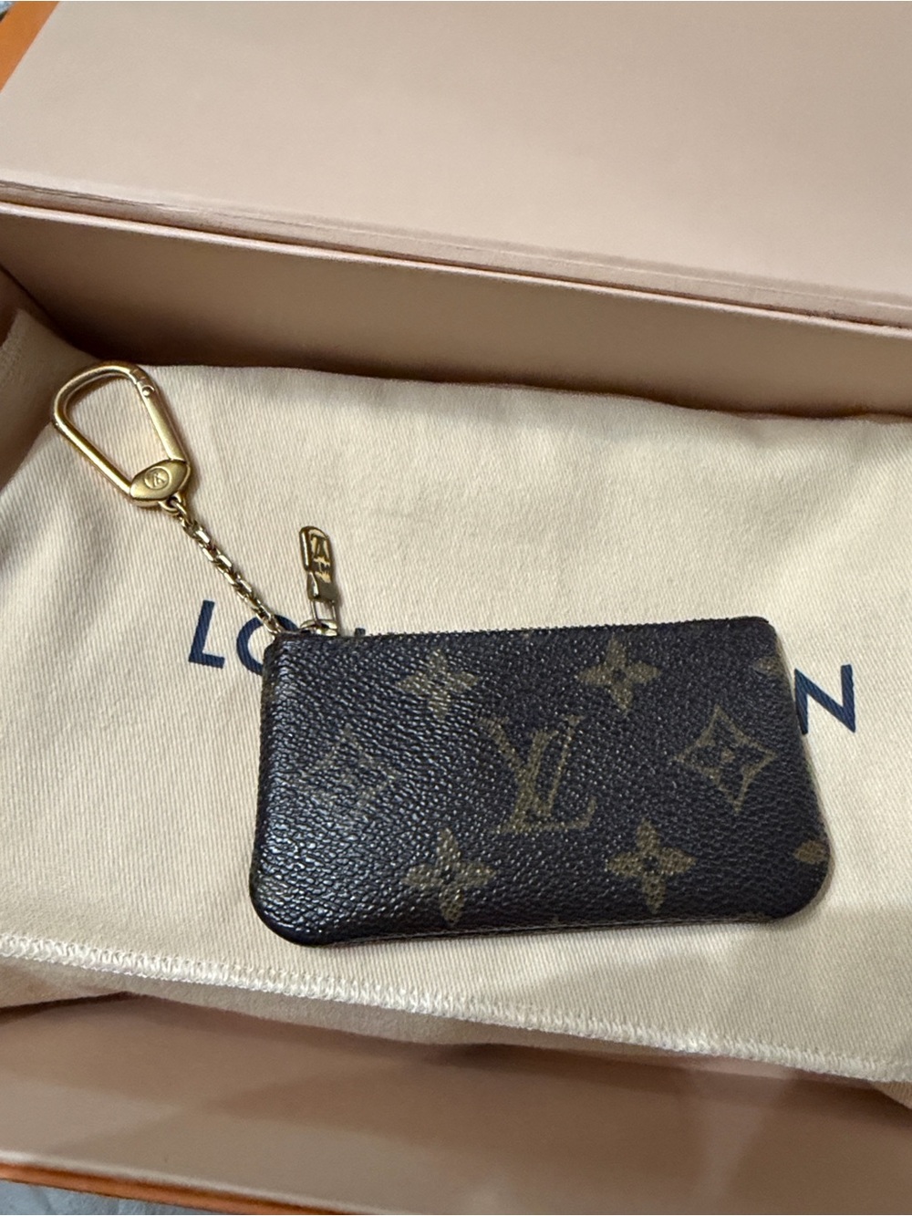 Authentic Louis Vuitton Cles